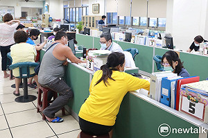 南市擴大急難紓困金核發全國之冠 黃偉哲感謝公所辛勞付出