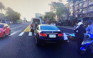 騎士被韓賜村撞死！死者妻今日驚傳住家墜樓　送醫搶救中