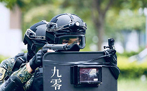 九零來了！國防部秀「90手槍」小編不忘招募國軍