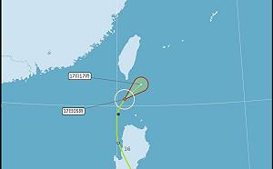 輕颱黃蜂預計8:30解除海警 屏東.台東防大雨