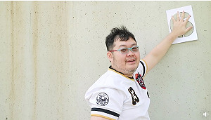 (影)網紅四叉貓教「隱形塗鴉」罷韓 網友大讚:神啊！