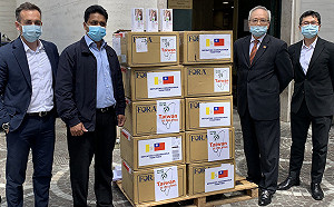 義大利將開放教堂 台灣捐贈教廷額溫槍防疫