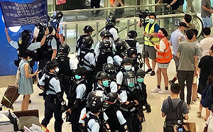 英港關係惡化 英國軍方為港警訓練計畫遭喊停