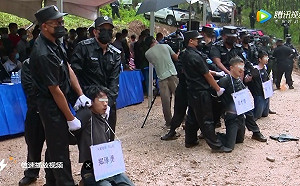 駭人聽聞！緬甸當場槍決3中國男 數百民眾手機搶拍