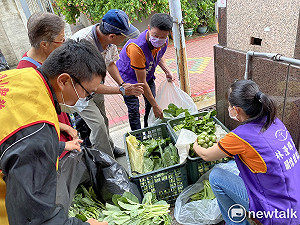 防疫普力愛心不停歇  轉贈千斤蔬菜助弱勢保健康