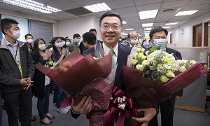 黨代表遭派系綁票 卓榮泰籲:投票自主