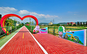 台中輕旅行！草湖溪畔騎單車蒐羅大里美好食光