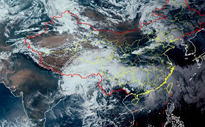 (影)有異象！北京白晝宛如黑夜  直擊中國兩會開幕現場詭異天空