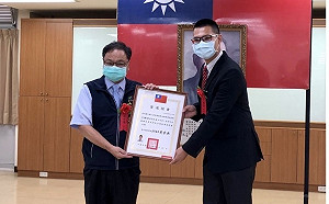 27歲台大碩士王勝偉就任里長  全台中最年輕