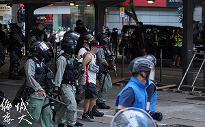 待不下去了!香港反送中民眾疑偷渡來台尋求庇護 港警防堵