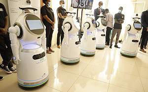 科技抗疫！聯合國跟上腳步  捐贈「防疫機器人」給盧安達
