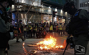 反國歌國安法！港人怒火遍地開花逾360人被捕　創反送中第二高