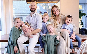 美國網紅收養中國小孩再送養  陸網民轟：把他當寵物？