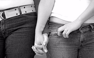 通姦除罪化該反對？兩派人馬戰翻法官言論：都不用結婚了