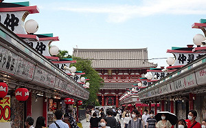 東京緊急事態解除後首個週末 景點人潮多