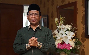 將新冠病毒比喻如「叛逆的妻子」難控制  印尼安全部長挨批性別歧視