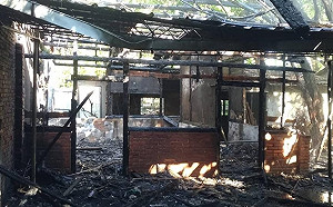 百年建築燒毀 帳算在盧秀燕  綠營：從未舉辦古蹟消防演練