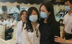 (影)觸動王淺秋抽搐掉淚  許崑源遺孀哭喊: 拜託鳳山市民勇敢站出來罷捷