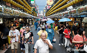 穆迪首度提升台灣主權信評展望為正向 綠委:誰執政比較會拼經濟?