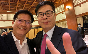 又哽咽！陳其邁：唱歌時有一點點 但我要回故鄉實現理想