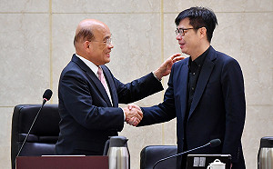 (影)陳其邁告別：跟各位共事的經驗 是我人生劇本最精彩的一頁