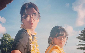 賈靜雯母愛有洋蔥！曬出梧桐妹甜笑照 祝福15歲生日快樂