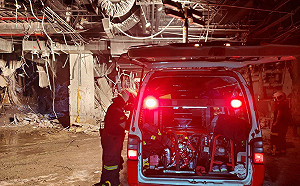 (影)京華城工地再傳意外  怪手急開挖搶救受困工人