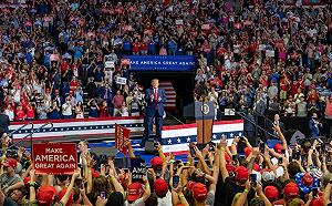 川普以「功夫」稱武漢肺炎 CNN批：種族主義稱謂