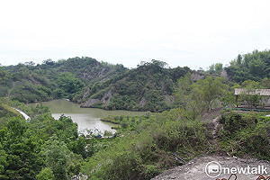 小黃公車182 線上路  方便遊客暢遊關廟龍崎風光