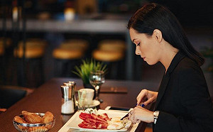 一人吃飯不孤單，是流行！「獨食商機」隨疫情茁壯