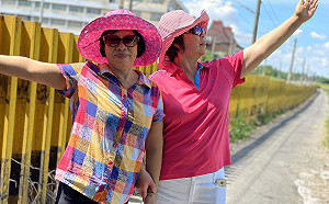 嘉縣協志工商陸橋成網拍新景點 「千歲團」解封趴趴走