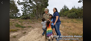 (影)同志驕傲月！AIT甜曬彩紅旗  美國空軍LGBTQ家庭超溫馨