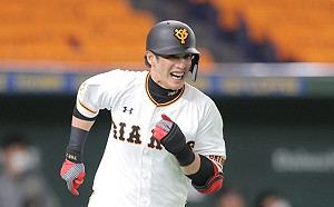 日職／陽岱鋼扛5棒開轟　隊友：「未免也太帥了吧」(影)