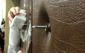 國民黨佔立院用長鋼釘封門  她爆料:葉毓蘭說是林文瑞釘的