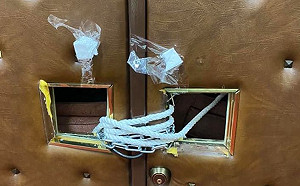 （影）藍委以棒狀物屢次攻擊  立委蘇震清示範「空手奪棍」進議場