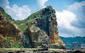 基隆嶼7/1開放登島！360度海景和野百合花海盡收眼底