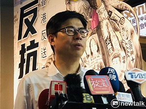北上參觀「反送中」圖像展 陳其邁：希望他們永不放棄