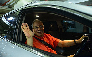 大馬1MDB貪腐案污錢回籠 美追討安迪沃荷 莫內畫作