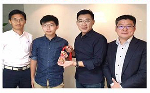 江啟臣「撇清」與黃之鋒合照非港獨 張宇韶批：定義權在北京不在你手上！