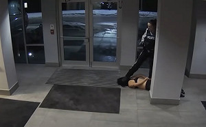 (影) 加拿大華裔女送醫過程遭警「踹頭」！35萬人不滿連署 皇家騎警將調查