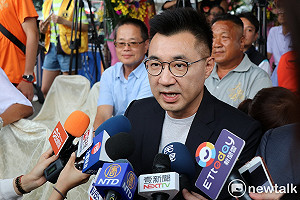 傳與朱立倫展開黨魁角力戰？ 江啟臣：想太多了