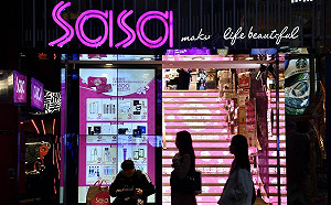 疫情再爆發！香港「莎莎」收銀員連環確診 港今起提早放暑假