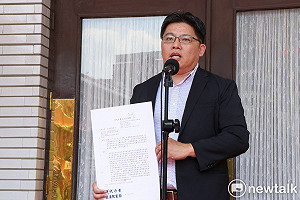 與民眾黨隔空交火！被嗆搏取聲量  邱顯智反擊「配合打假球」