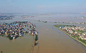 大水圍城 鄱陽湖潰堤空拍現場直擊
