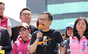 無本土病例 ＋隔離14天即無傳染力  羅智強 : 那規定民眾戴口罩是在幹啥？