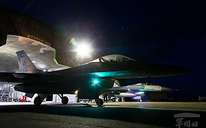 捍衛台海空域！戰機「夜間」防空攔截作戰  測驗官兵應變作為
