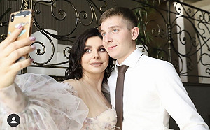 爸爸被兒子戴綠帽！35歲女網紅偷吃19歲繼子 已懷孕12週