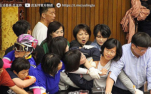 立法院驚傳女立委暴力咬人！呂玉玲否認故意襲擊 怒控林楚茵打她臉