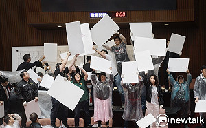 立院一片狼藉中...陳菊獲65張同意票過門檻 出任監察院長