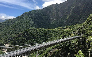 高空153公尺處俯瞰太魯閣峽谷！山月吊橋8/12正式啟用
